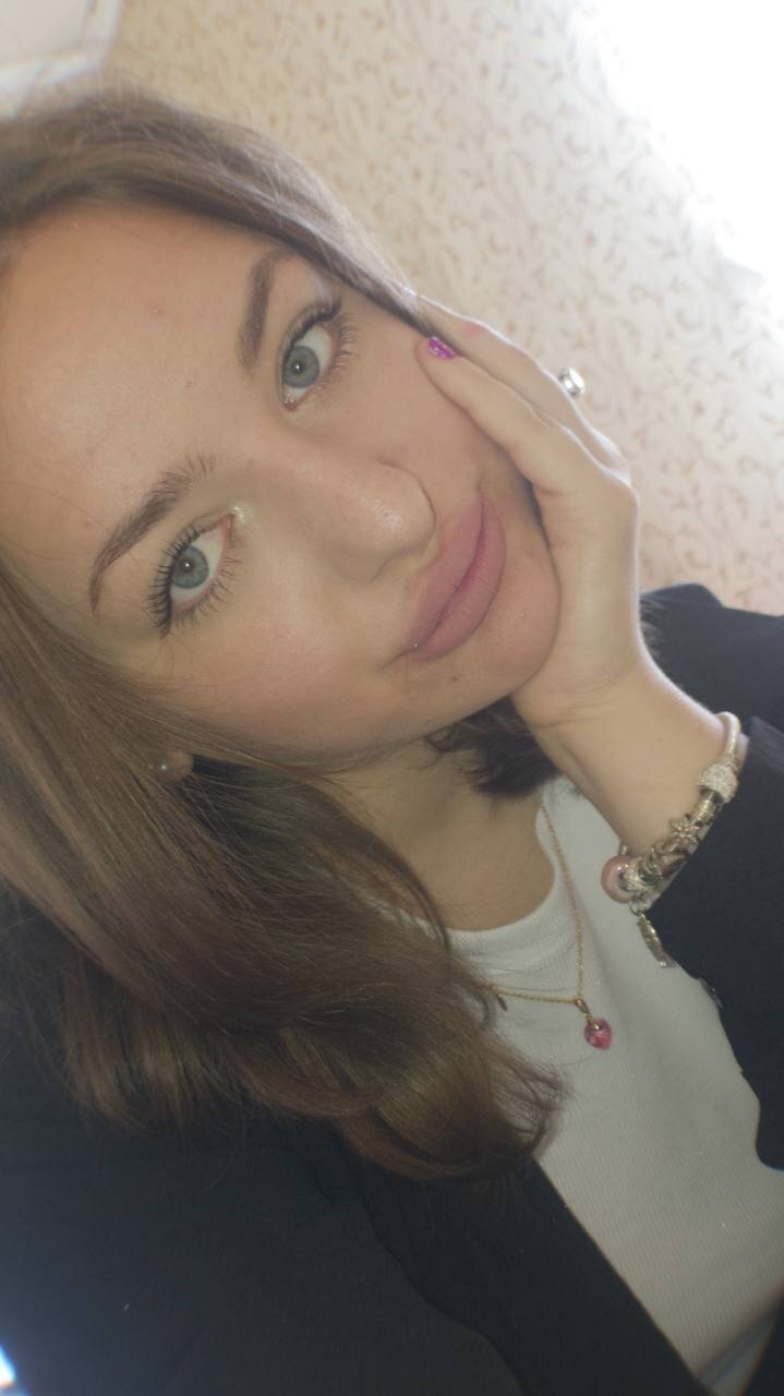 Helen_Elliot