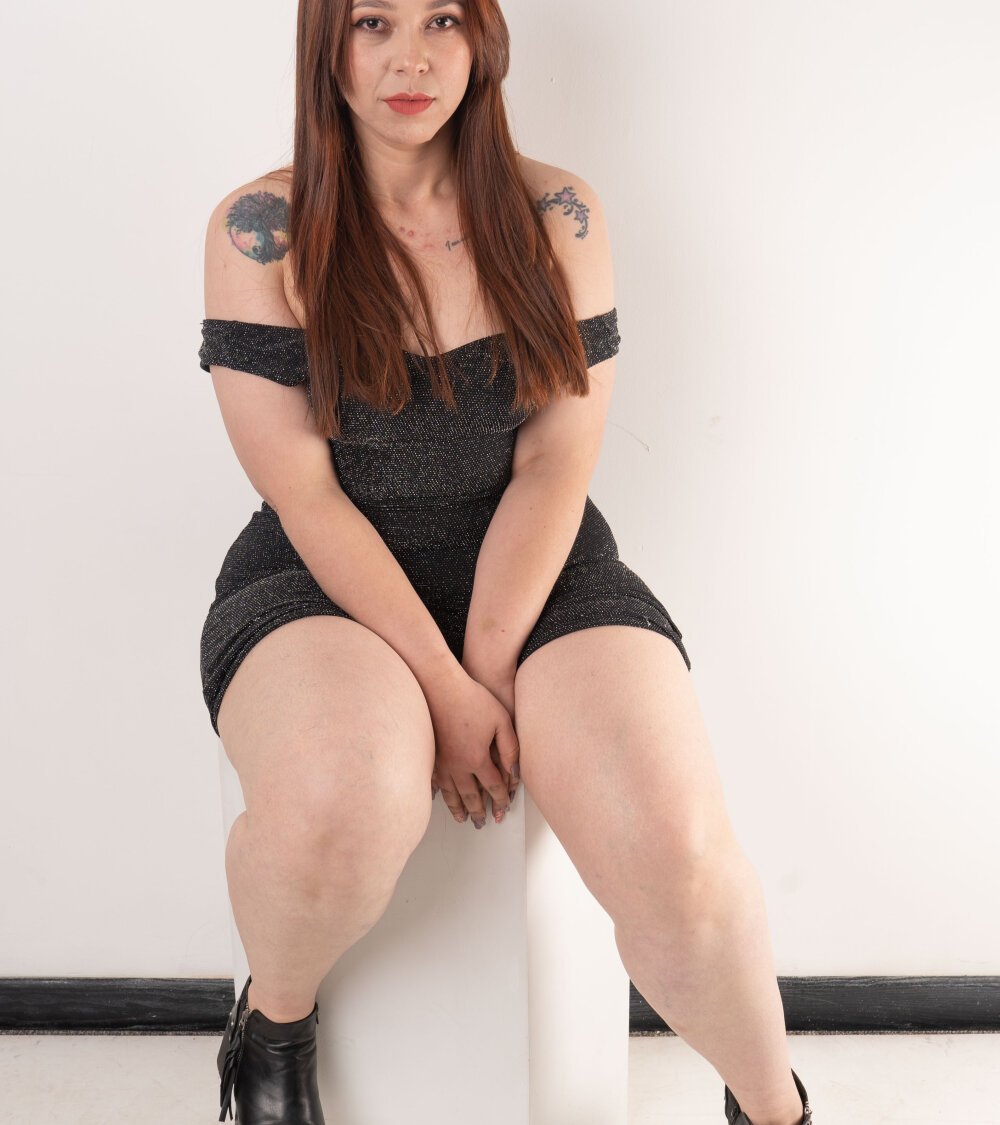 Isa_Thompson__ profile