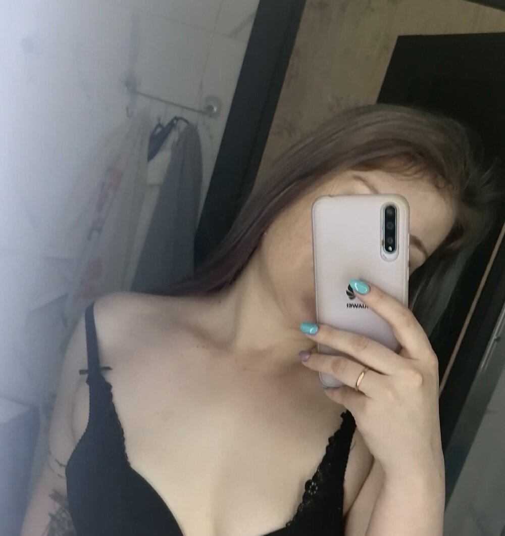 Live sex webcam photo for Peggy_Davis #289902396