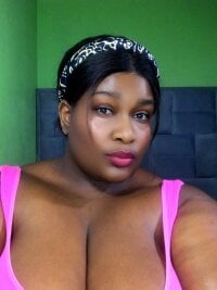 bustytitsxxx