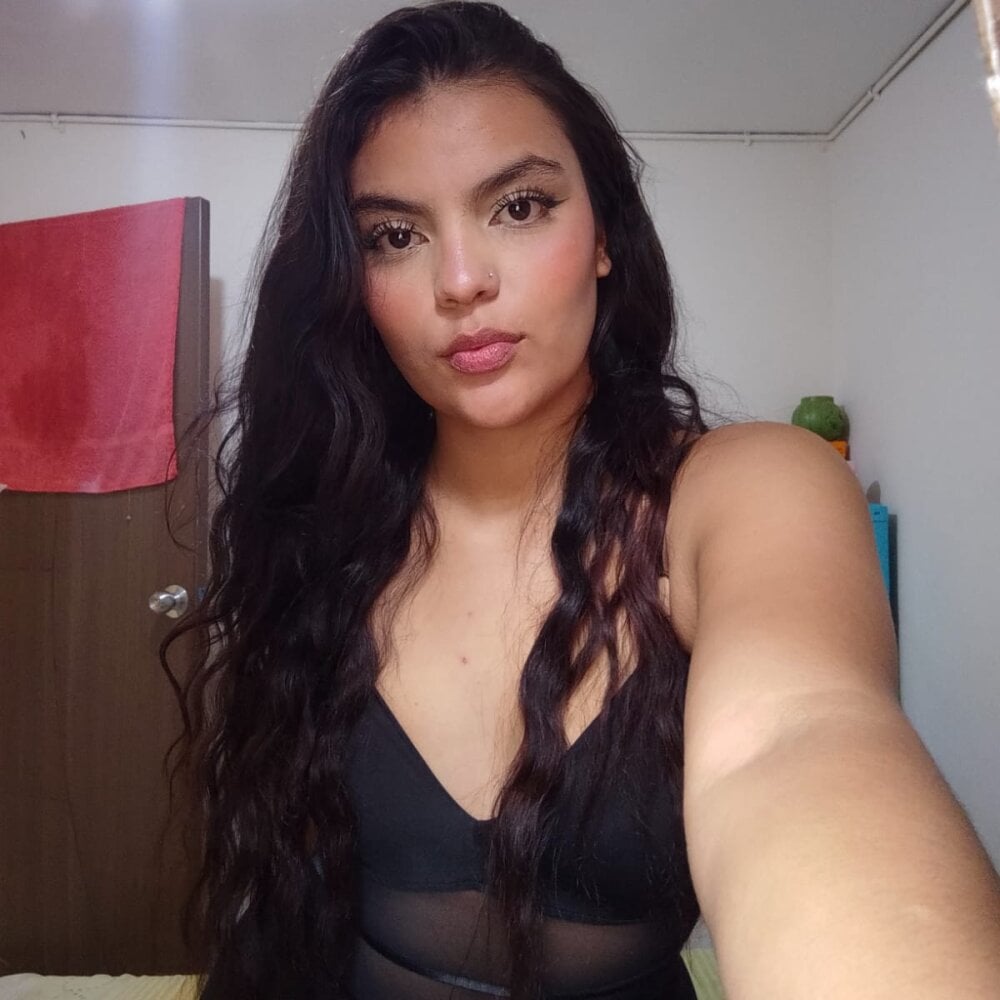 newporncams.com ximefischersh livesex profile in mix cams