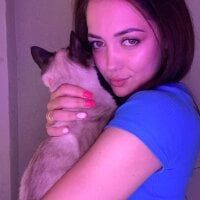jull_babyy's Offline Chat Room