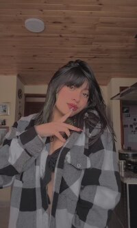 caseey_lee_b_'s Offline XXX Chat