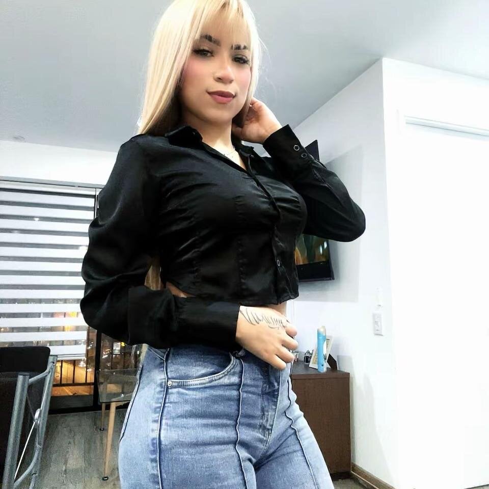 stripchat Dahana_22 webcam profile pic via elivecams.com