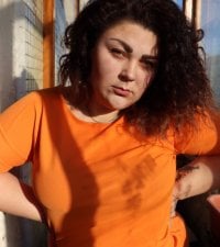 JaneenIceBook's Offline Chat Room