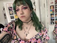 ghostchubz's Offline Chat Room