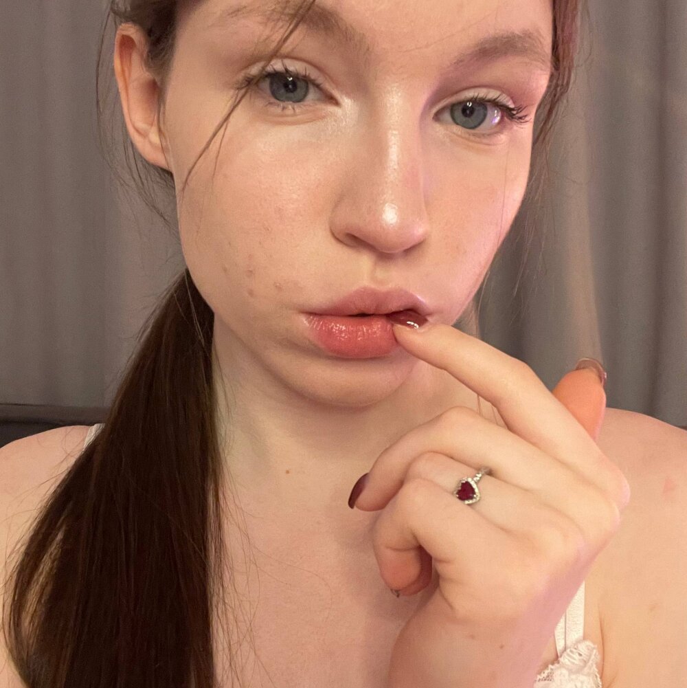 iluvcams.com imbounty livesex profile in grey-eyes cams