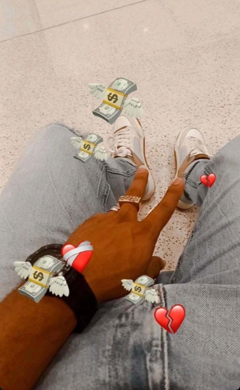 atunombreshow's Offline XXX Chat