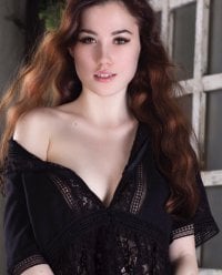 Quinnoftease's Offline Chat Room