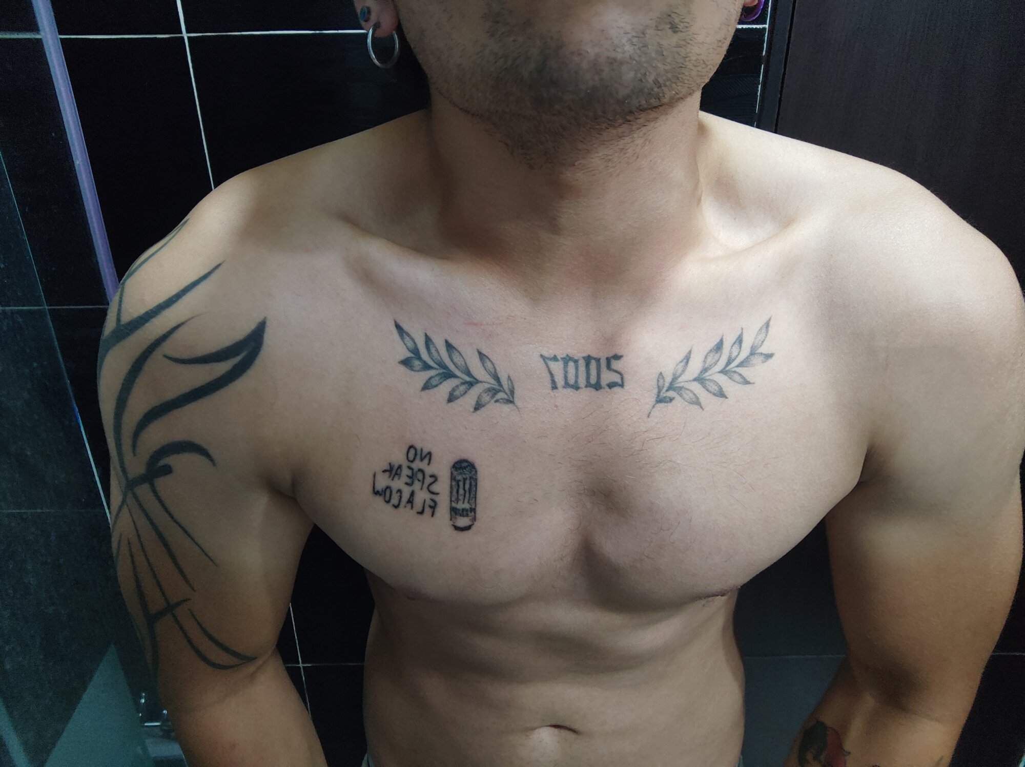 adam_dicks