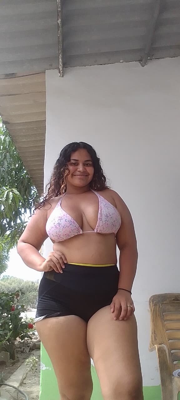 Alexaa_couple
