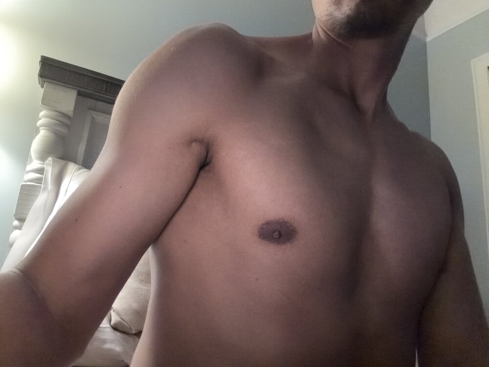 Latino_Curioso profile