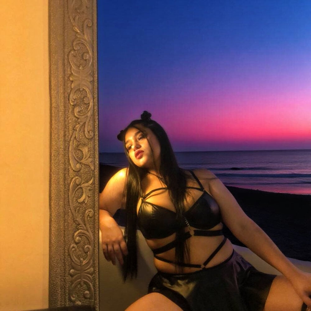 crystaldarliing profile