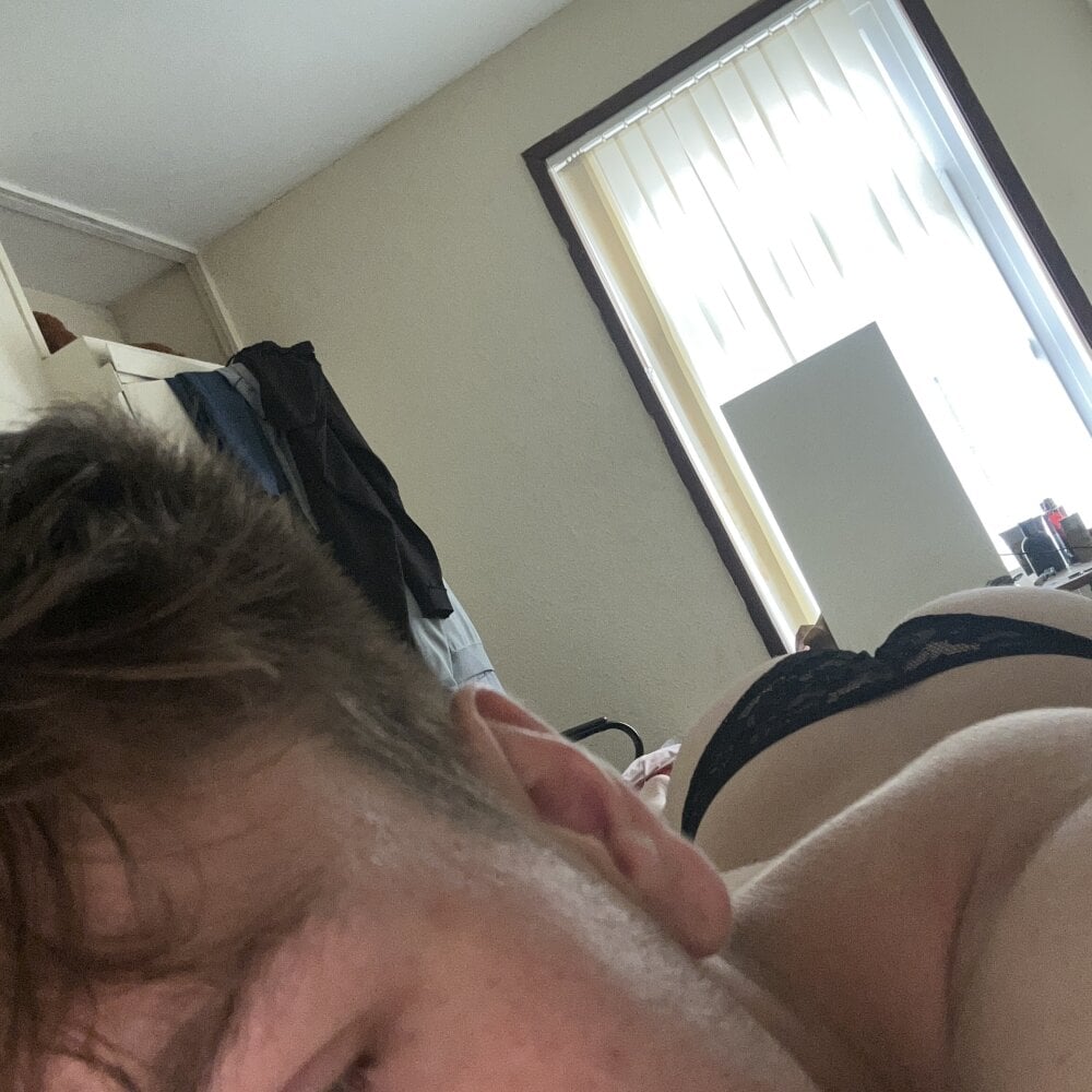 18yo_teen from stripchat