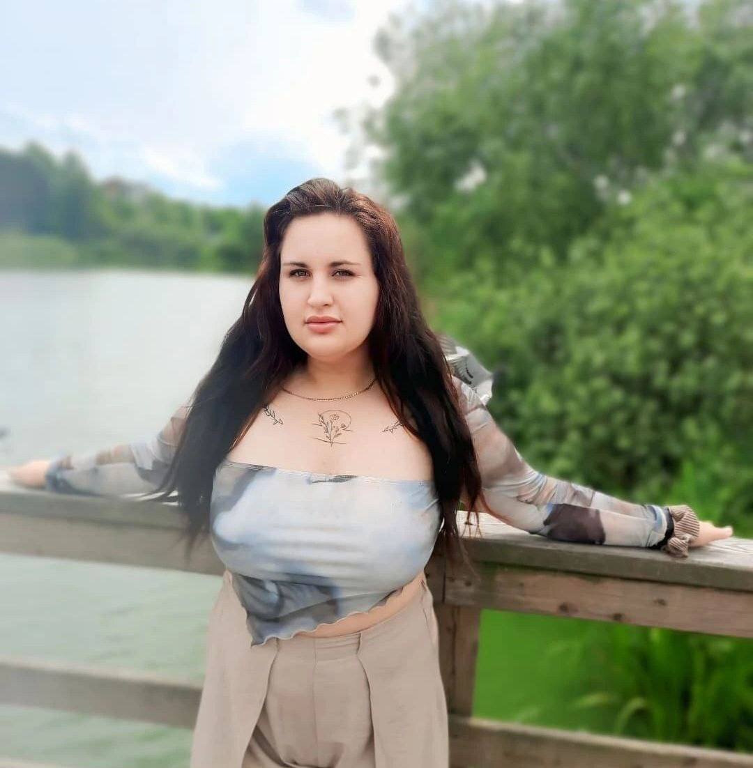 AngelicaRivers_