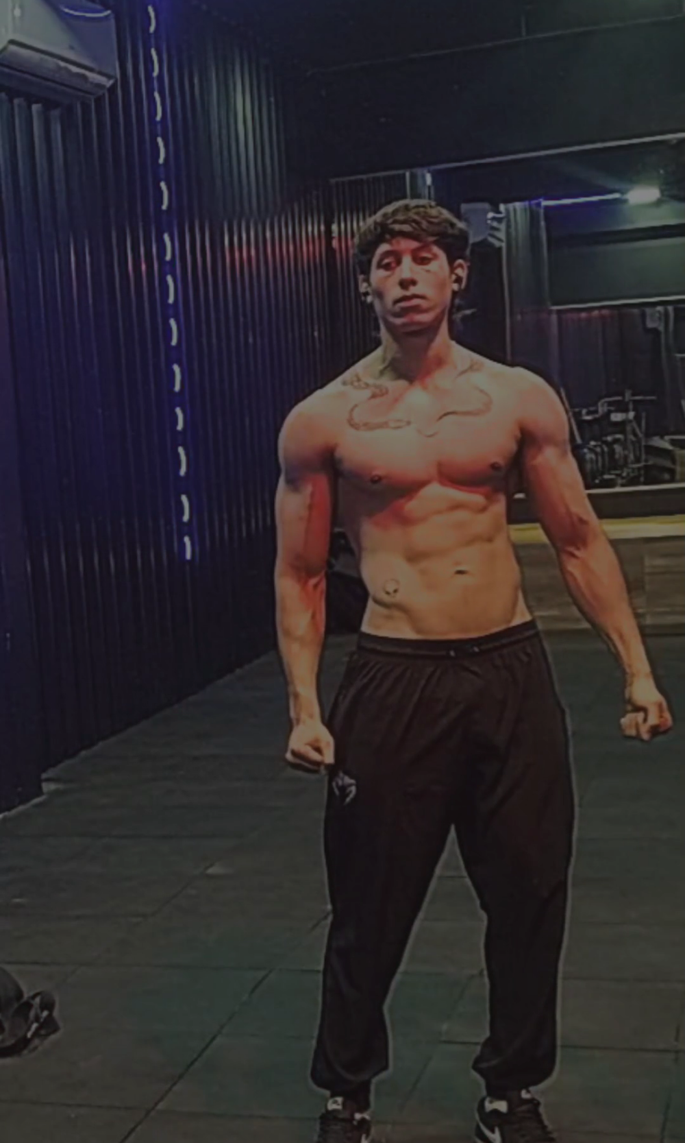 el_zyzz from stripchat