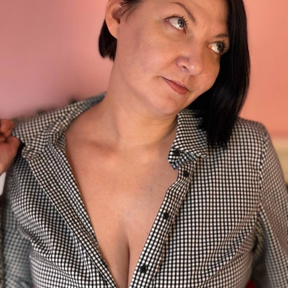 glamcambabes.com lora_moore livesex profile in caucasian cams