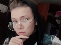 VanessaKingt's Offline Chat Room