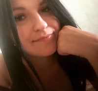 Simona26's Offline Chat Room