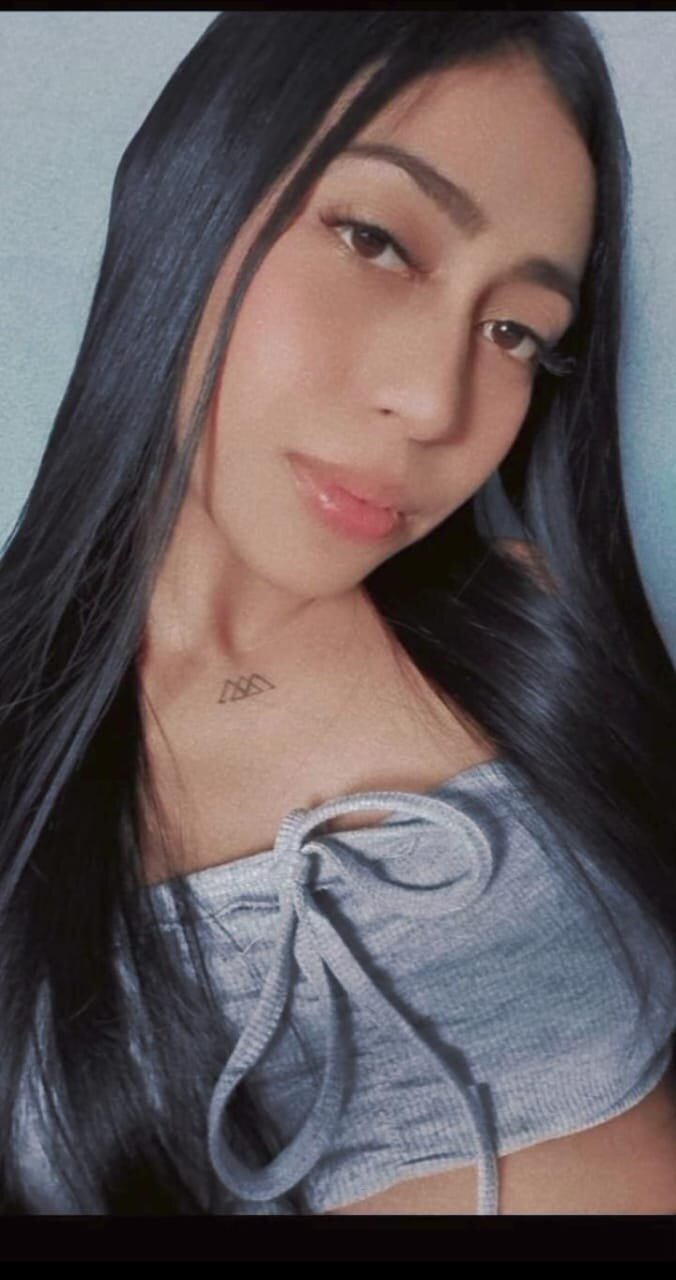mia_violet__