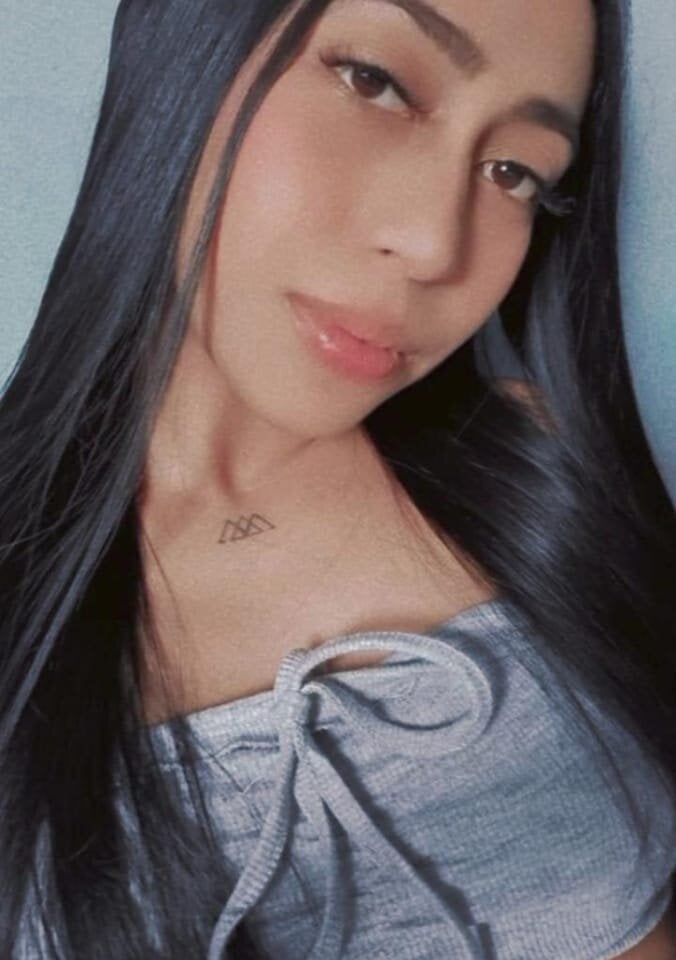 mia_violet__