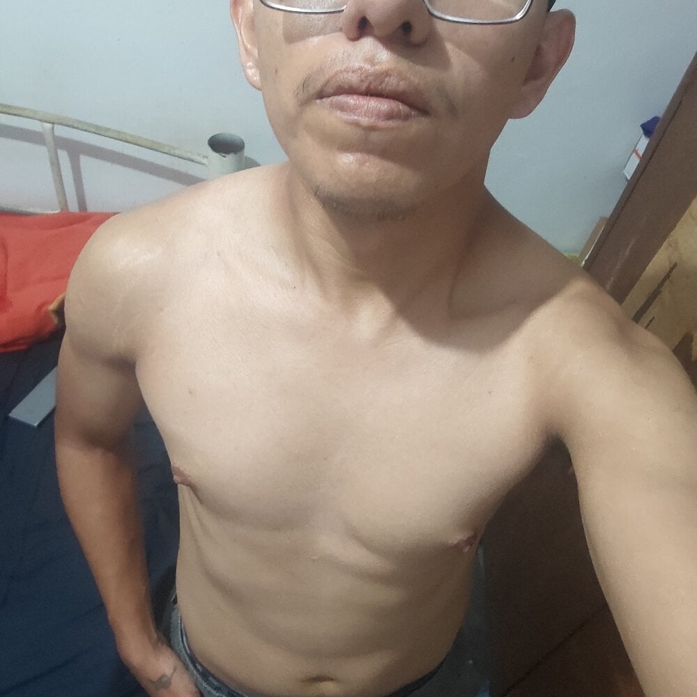 eli_ticante from stripchat