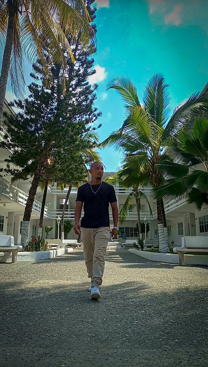 Leo_Guerrero