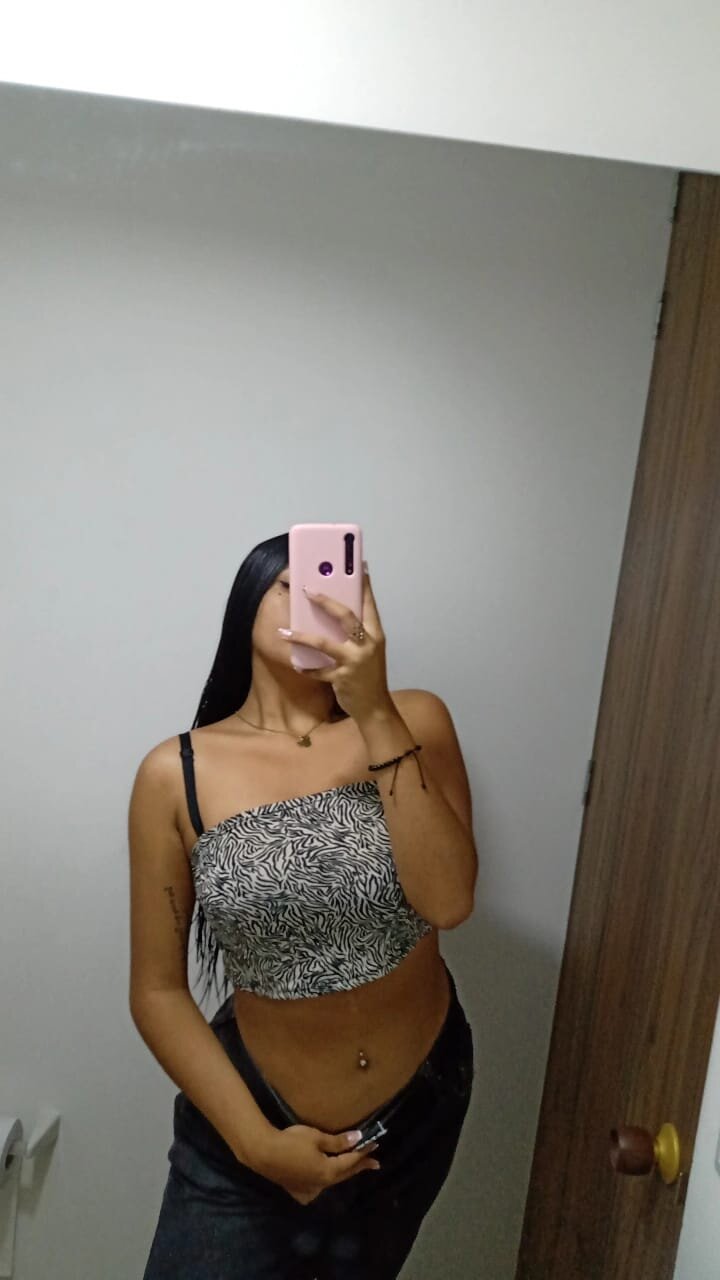SophieCrimson_vc