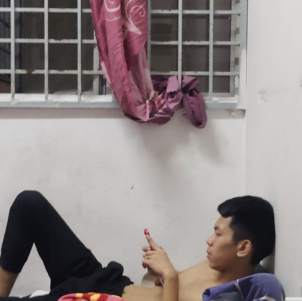 asianbigdikxxx from stripchat