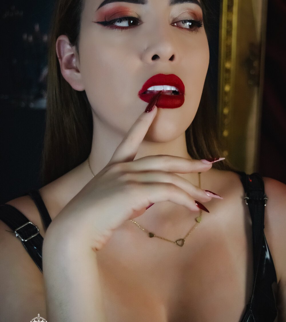 valery_mansonn from stripchat