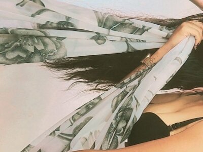 kaira_heart 🚳 live webcam