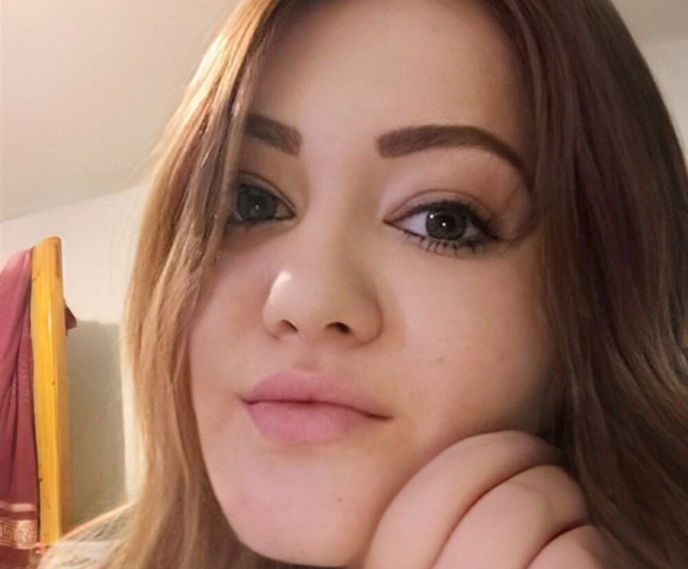 sexcam3d.net karmakisss livesex profile in la cams