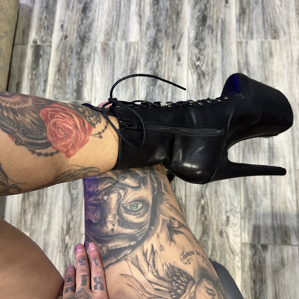 Live sex webcam photo for Cool_Freak_ #290235041
