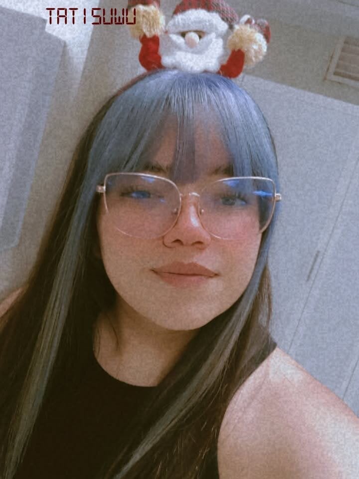 watchgirlcam.com zoeskyee_ livesex profile in colorful-hair cams