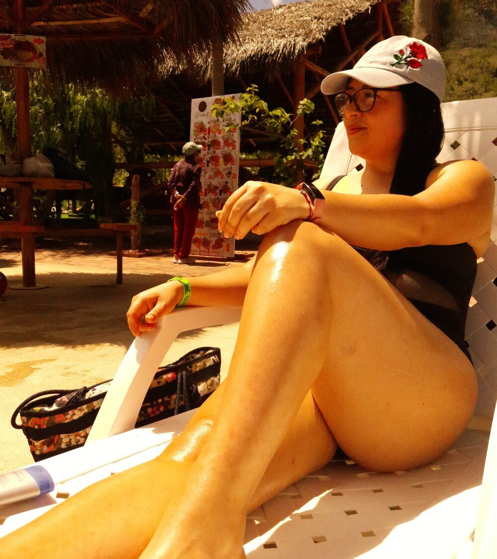 Live sex webcam photo for Samanthahotsamy #290079580