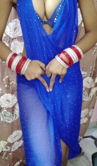 Virgin_bhabhi's webcam live show