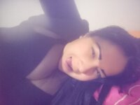 divinajohanna_'s Offline XXX Chat