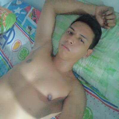 monquelo_ from stripchat