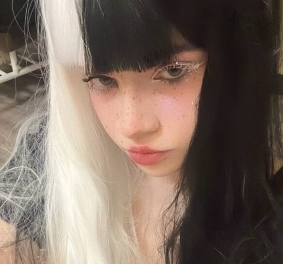 Live sex webcam photo for Ashley_Harris_ #289849523