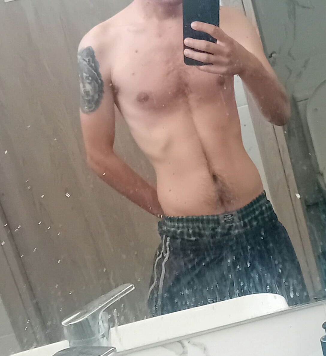 Jonhy-13 live webcam