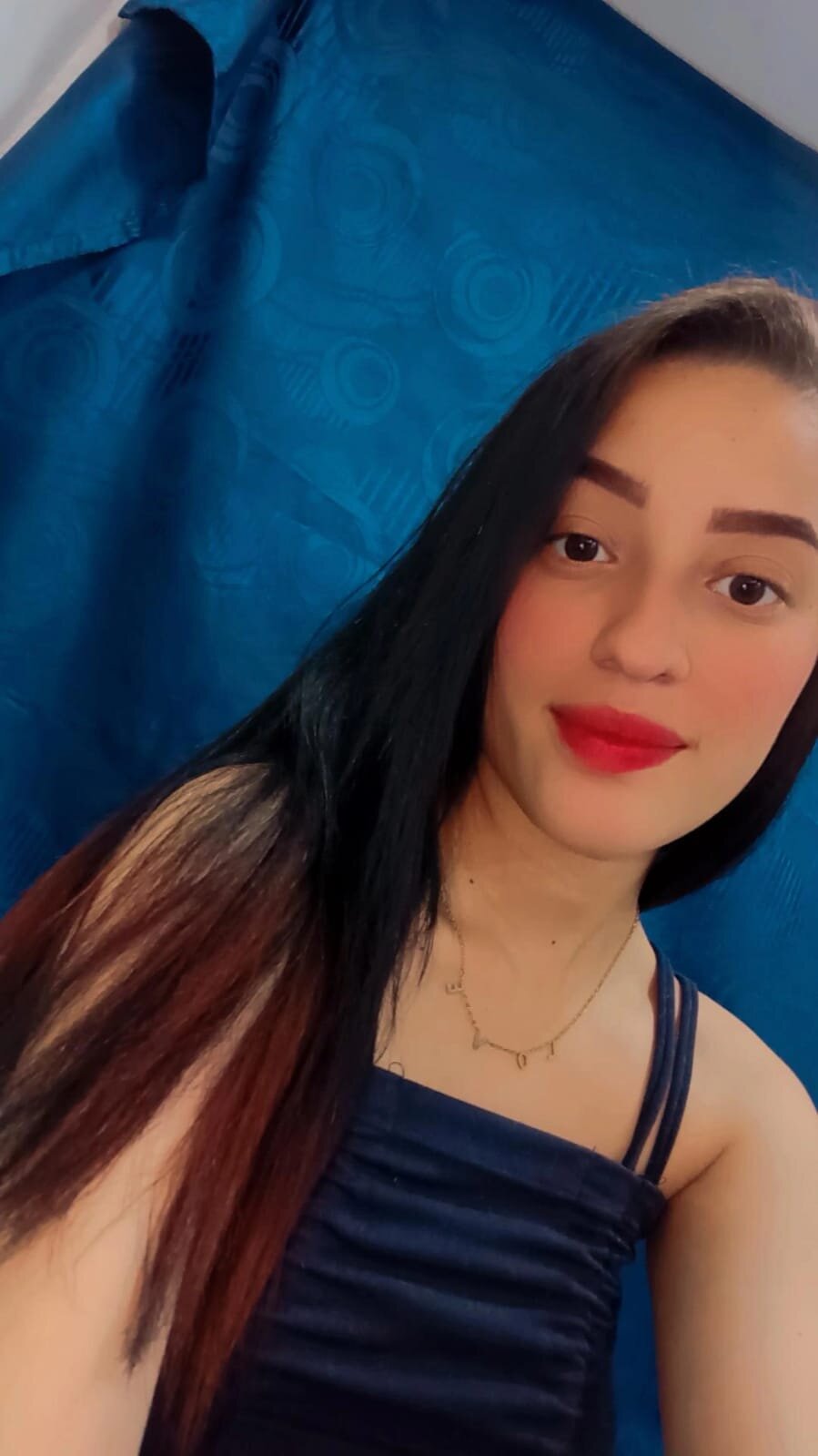 layla_miller