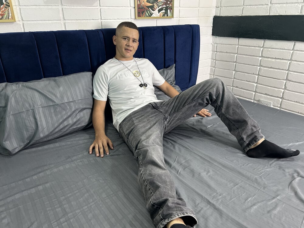 Lonny_69 profile