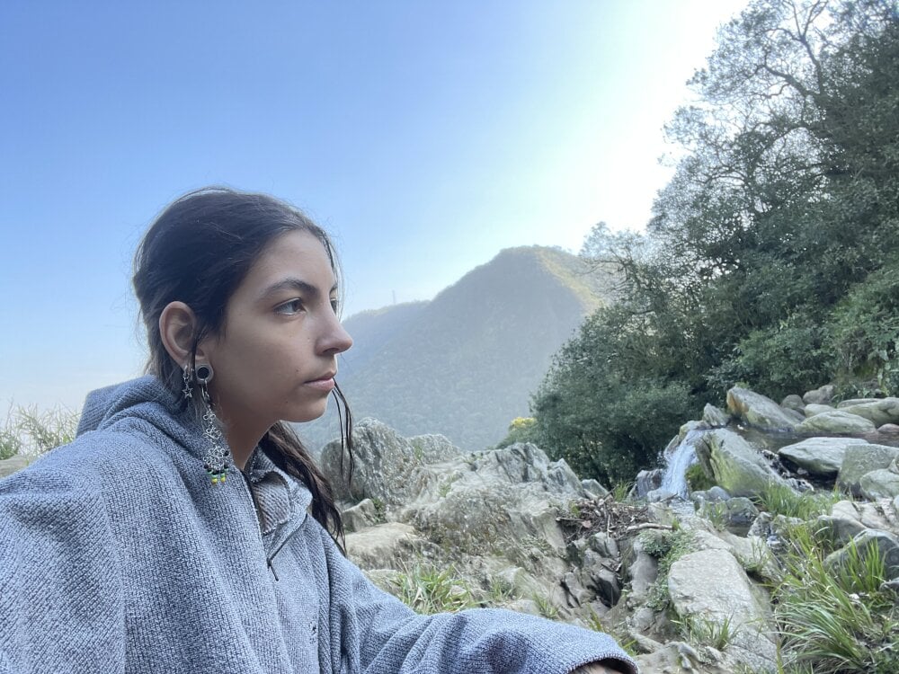 sexcam-girls.com ravenna_dark livesex profile in in-the-palm-of-your-hands cams