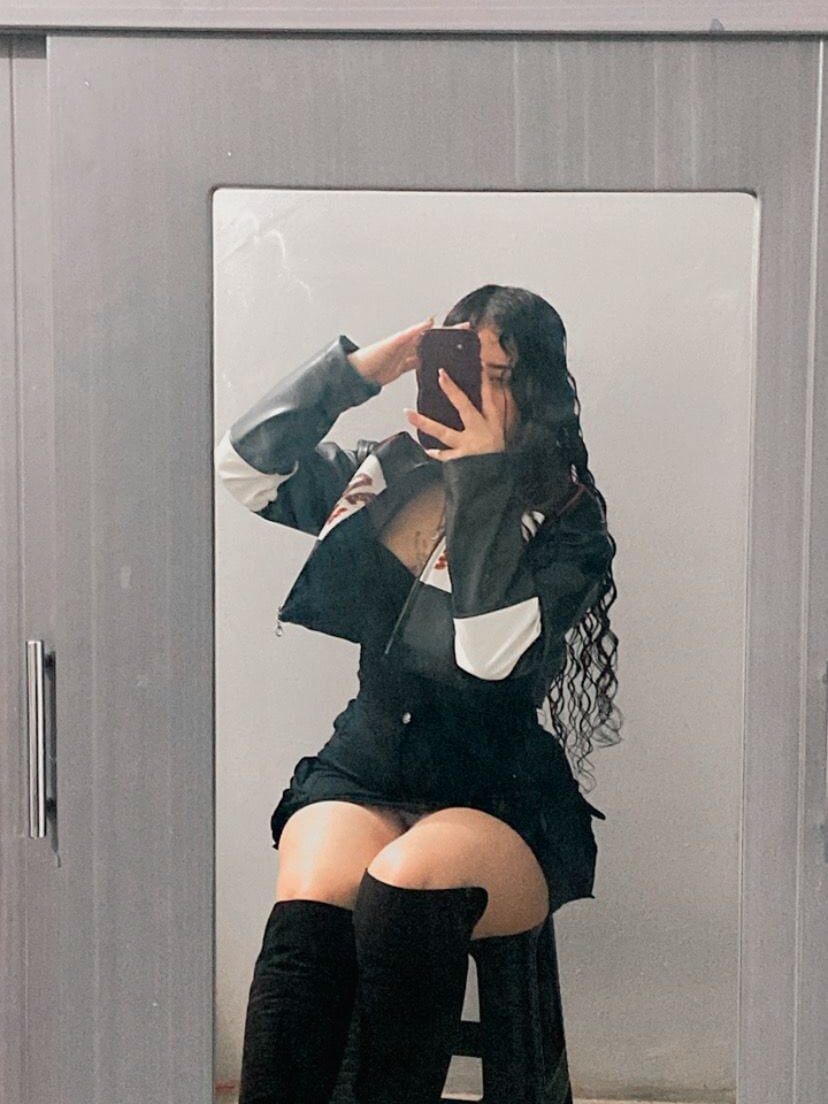 ZoeSinclair_3 profile