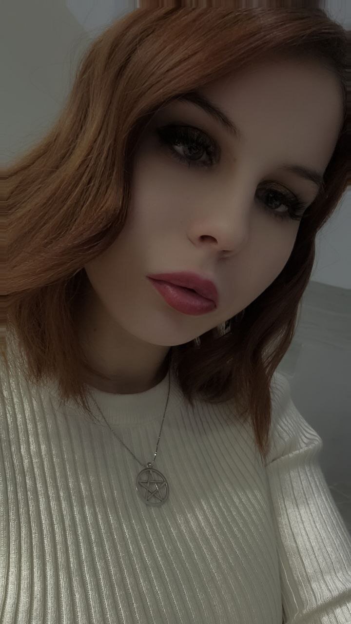 ElletteFrary