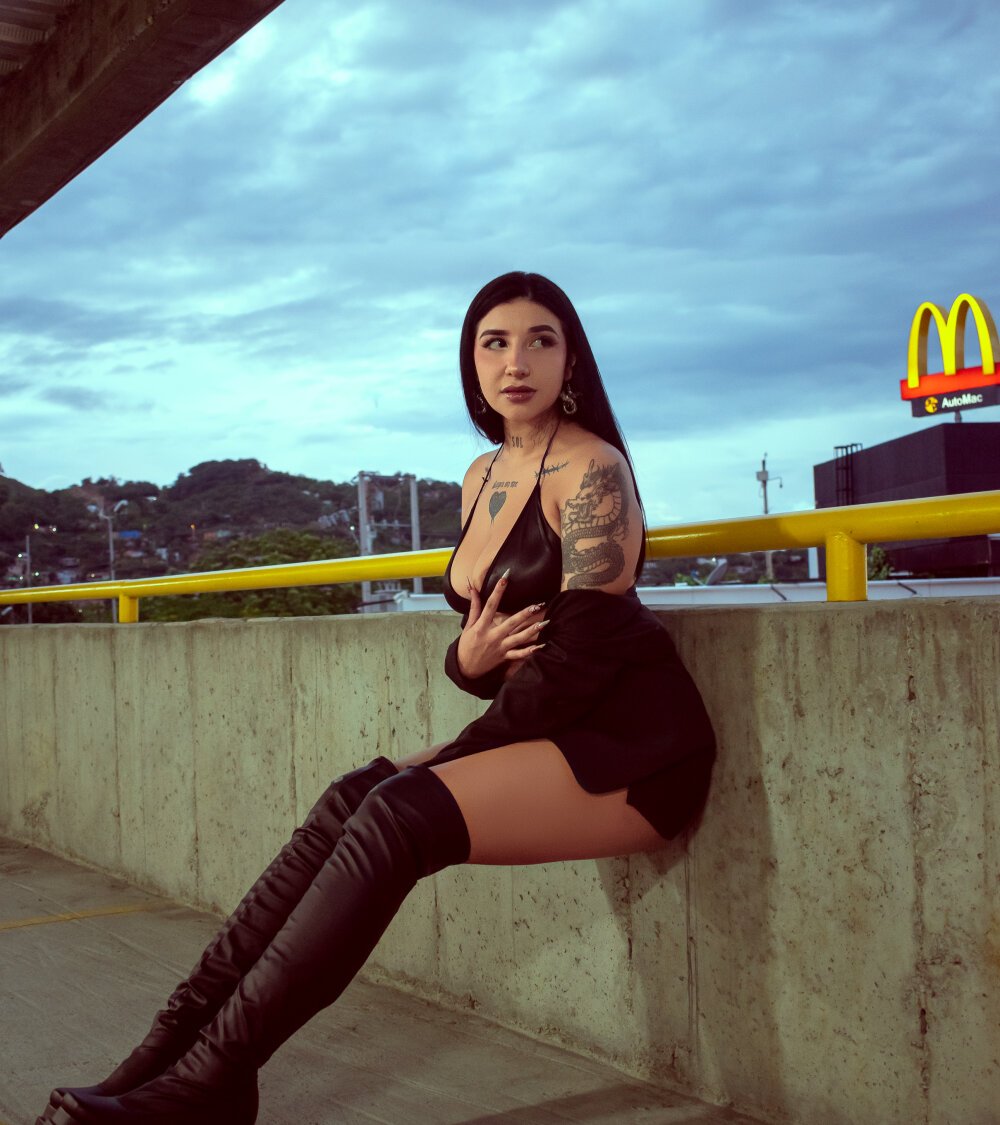 Leiaa_ profile