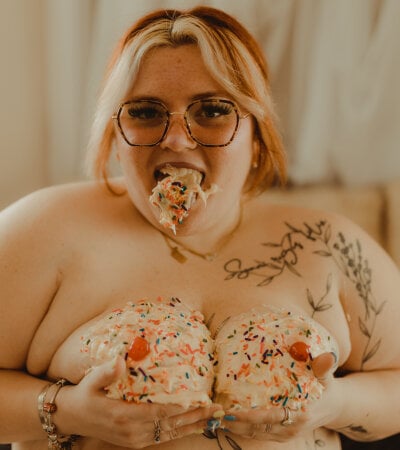 Yafavbbw97 Female Mobile Chat Cam