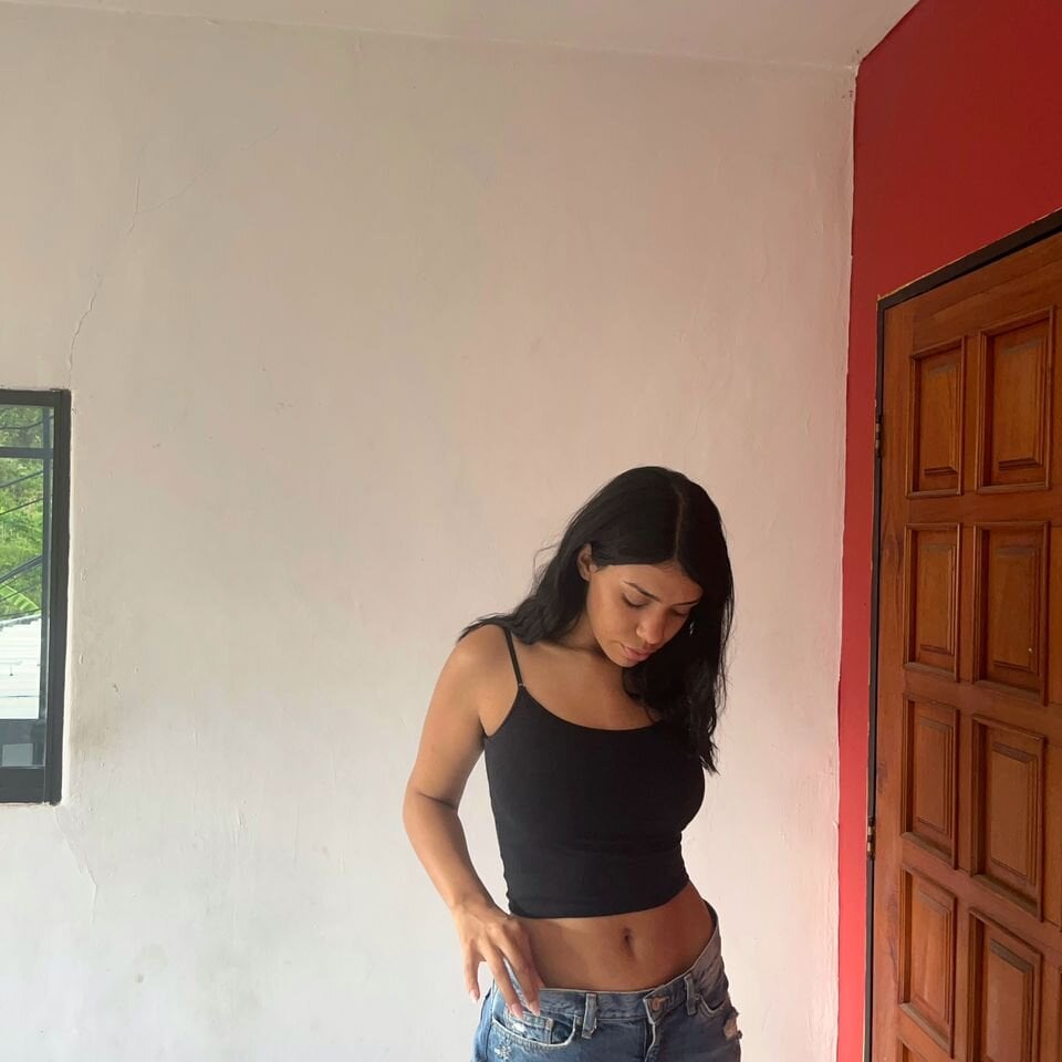 Live sex webcam photo for CharmingNaomy #288788964