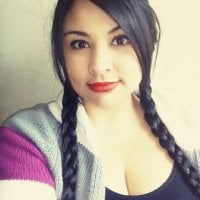 WOMANSEXYLATIN's Offline Chat Room