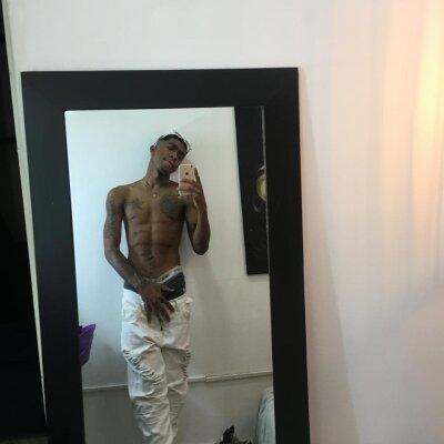 andrew_johnsonn from stripchat